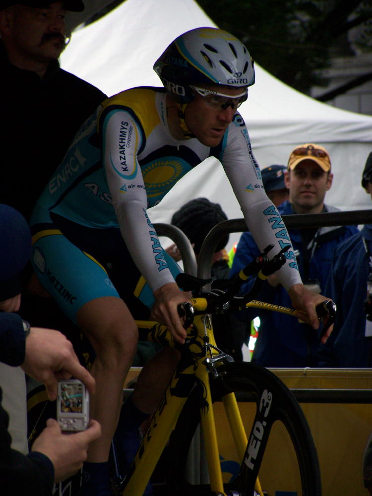 Levi Leipheimer awaiting to start time for the time trial