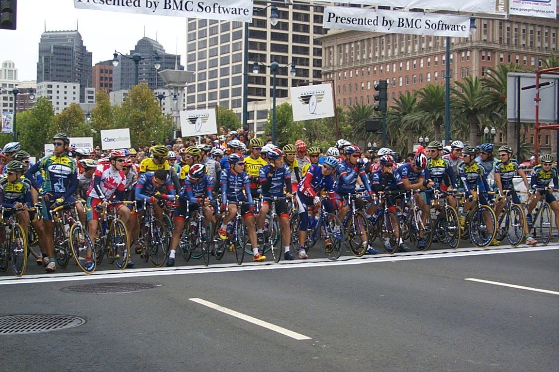 Racers at the starting line.